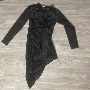 Elegant Black velvet midi Dress